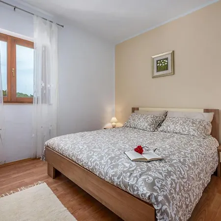 5235-1 In Apartman Drenje