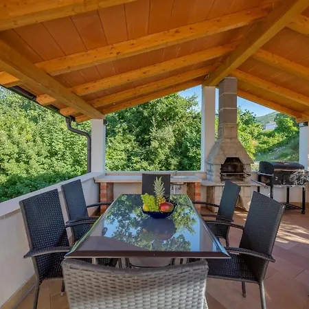 5235-1 In * Drenje (Istria)